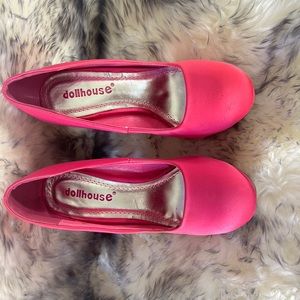 Bright pink stiletto,